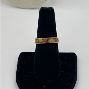 3.25.26-14  Red Enamel Cloisonné Floral Band Ring Sz 6.75